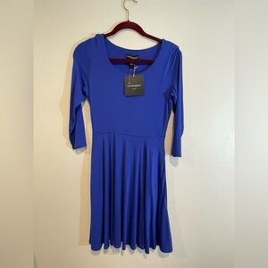 3/$30 Cynthia Rowley royal blue 3/4 sleeved dress.  A line bottom.Size small nwt